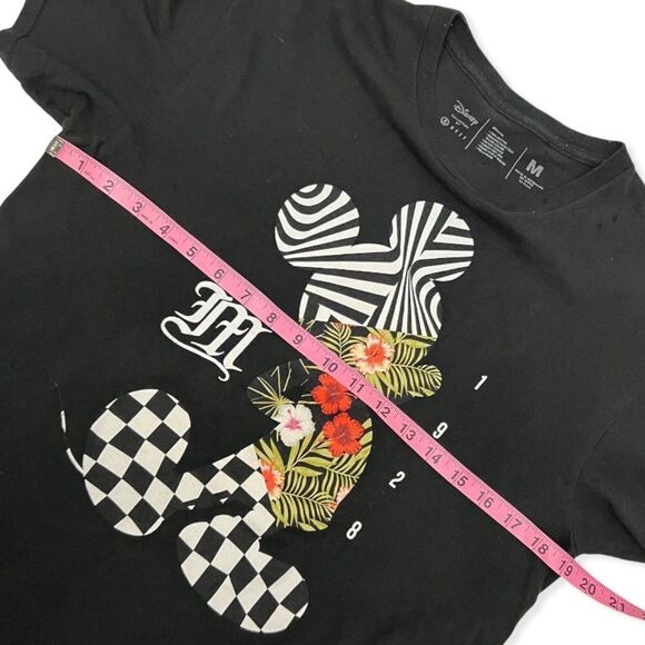 Disney Collection by Neff Mickey Mouse Checker Print Cotton Tee - Picture 7 of 10